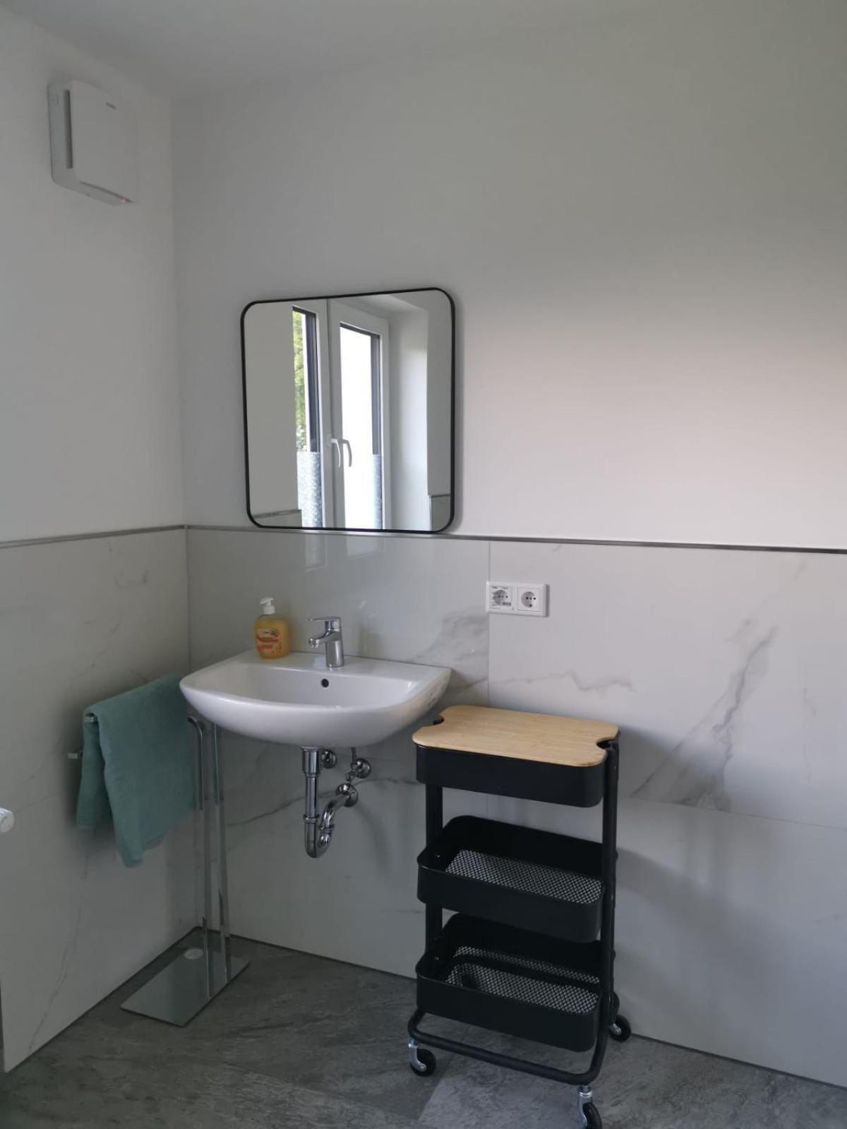 Modernes Stilvoll Eingerichtetes Appartement 罗斯拉特 外观 照片